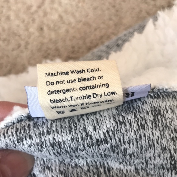 Rae Dunn blanket - Picture 4 of 4